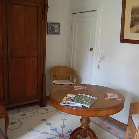 Chateau De Pallandt Bed & Breakfast Bousval